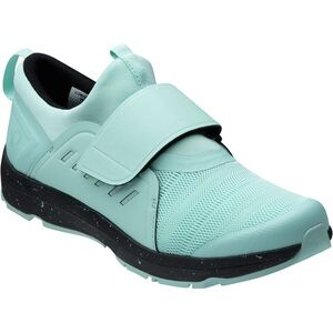 Pearl Izumi Women's Vesta Cycling Shoes with clips Size 39/7.5